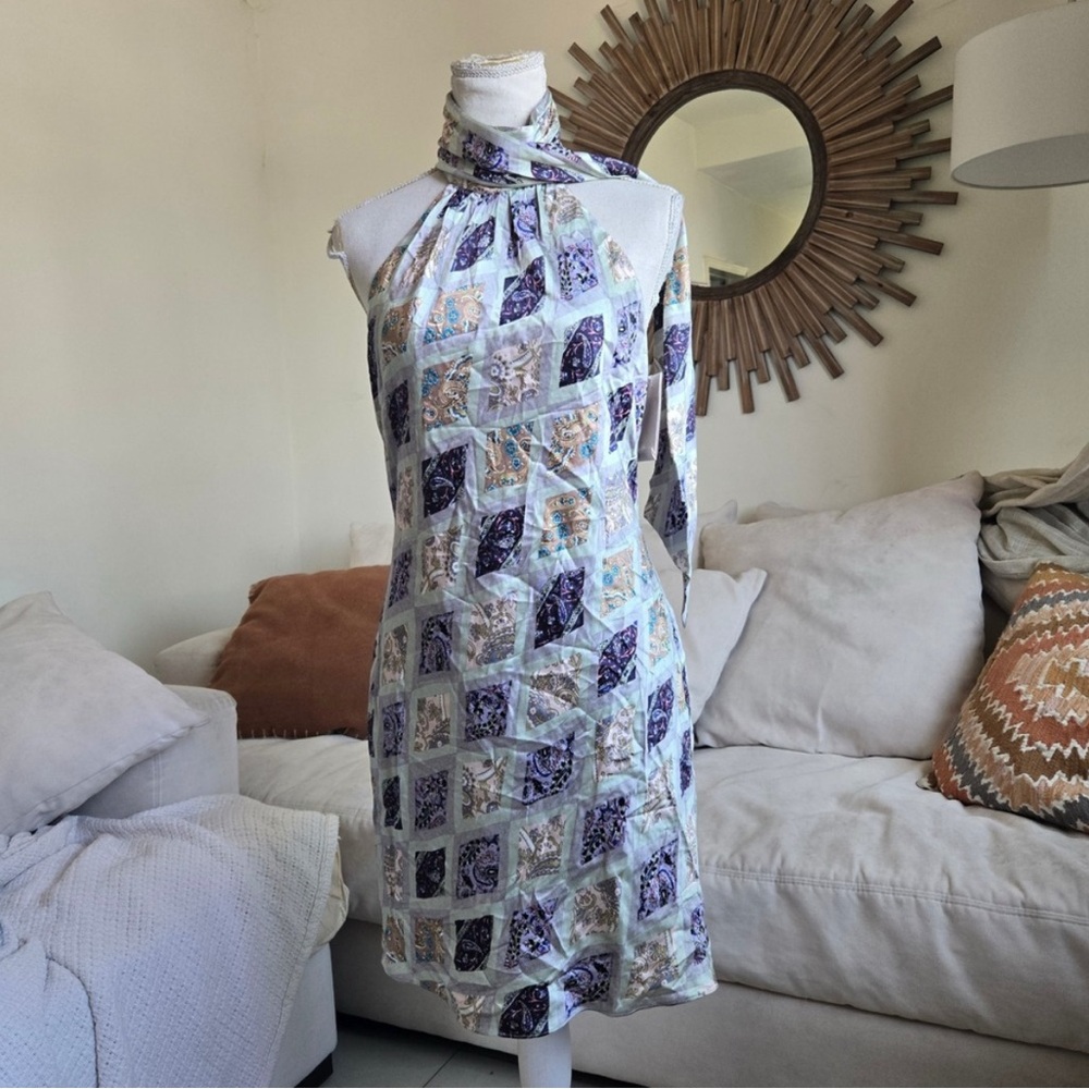 SOLD - CINQ À SEPT Size 6
Dinah Night Bloom Patchwork Silk Mini dress